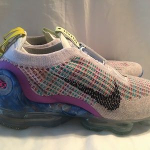 NIKE W AIR VAPORMAX 2020 FK Pure Platinum SIZE 11